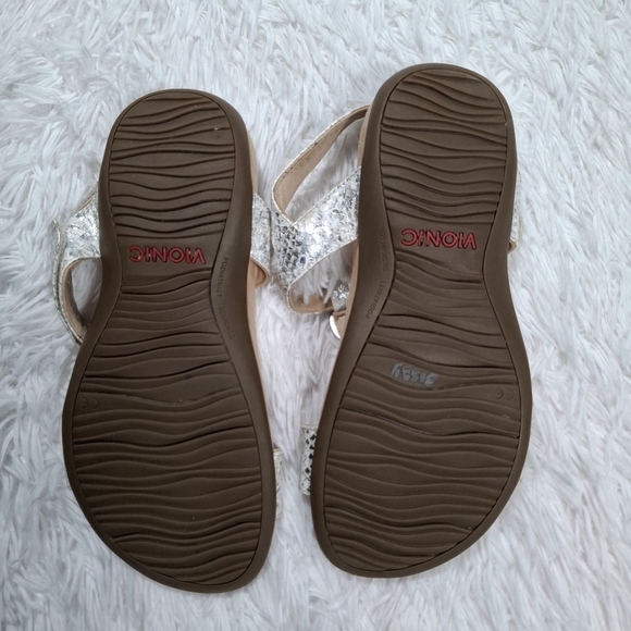 Vionic Wide Silver Snake Farra II Disc Trim T Strap Sandals Adjustable Size 8 - Picture 8 of 9
